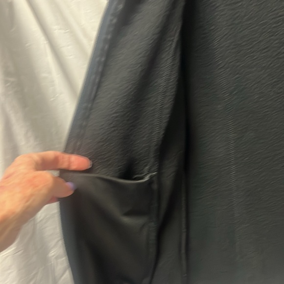 Women’s/Unisex black Columbia fleece jacket - Picture 7 of 10